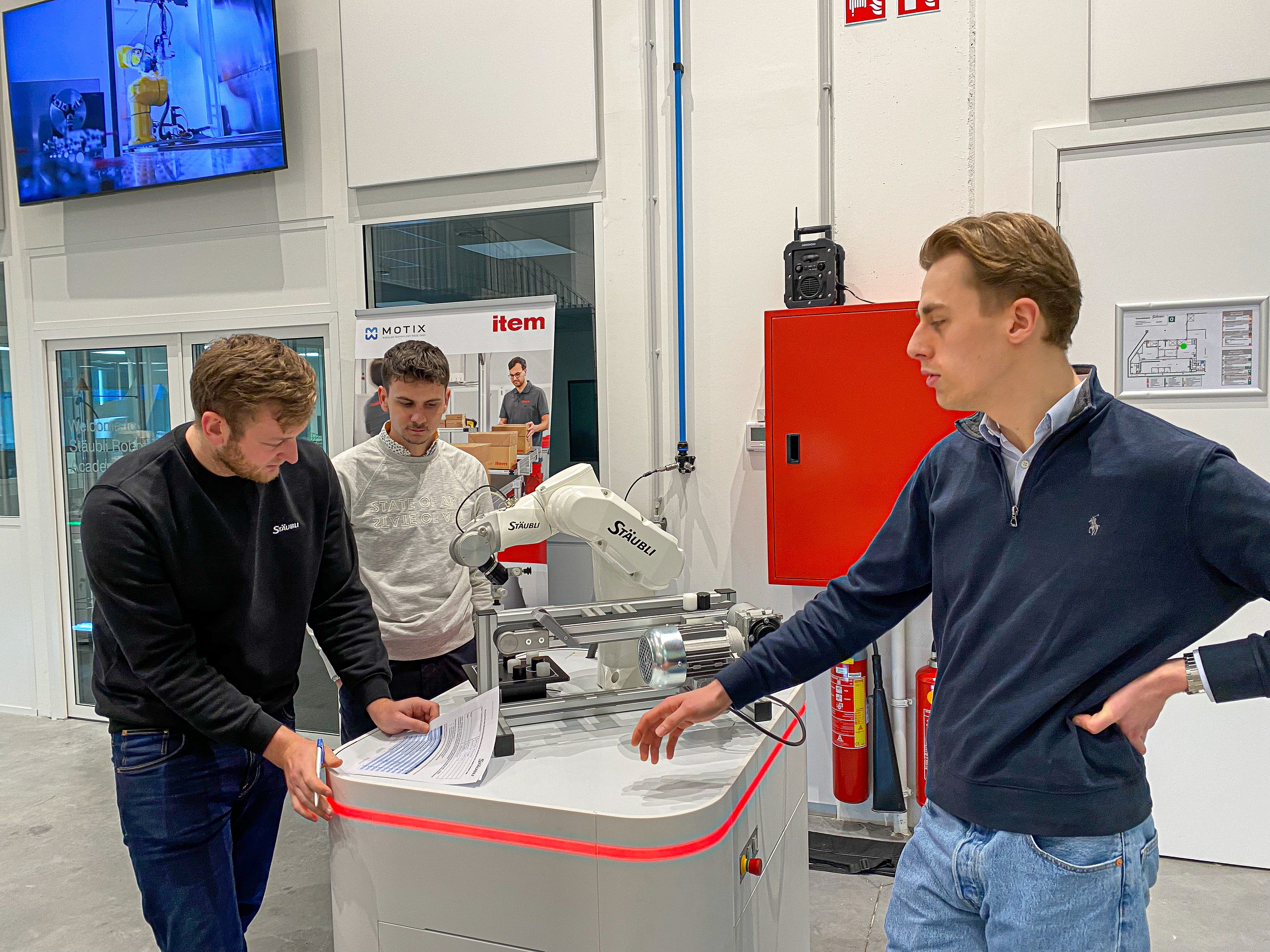 VAL Robot Challenge Expert : Cap sur la France | HENALLUX